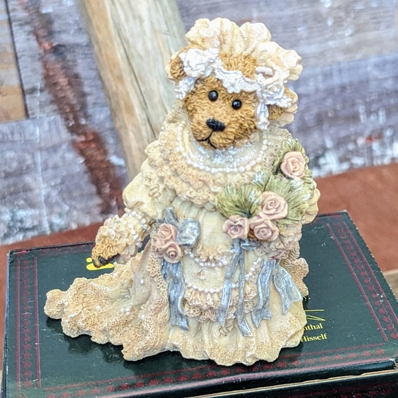 1999 Boyds Bear & Friends "Bailey the Bride" Bear Stone Collection #227712 - Picture 2 of 15